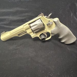 Smith and Wesson 327